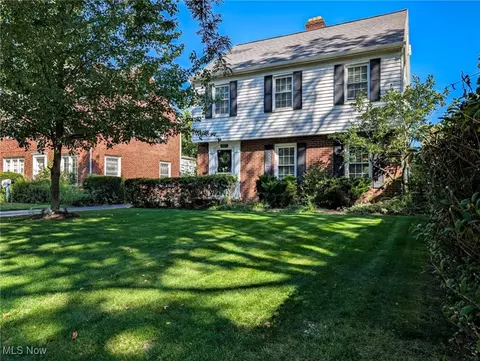4117 Silsby Rd, University Heights, OH 44118