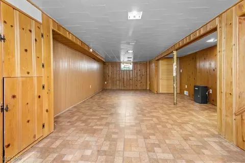 337 Harwood St, Elyria, OH 44035 photo 18