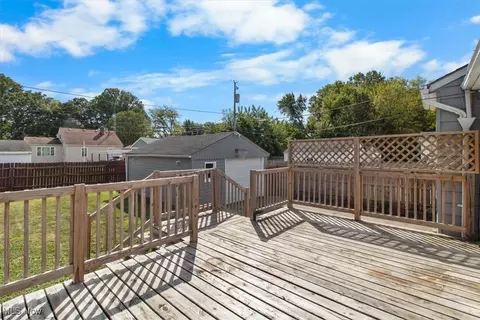 337 Harwood St, Elyria, OH 44035 photo 29