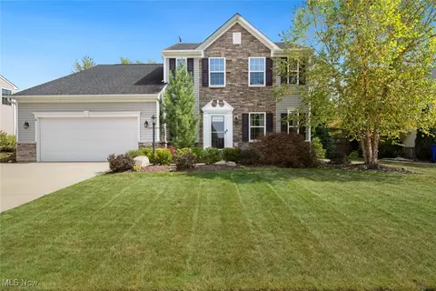 8708 Mavis Trl, Streetsboro, OH 44241