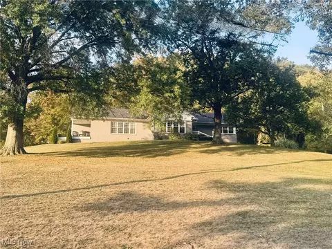 3470 N Terrace Nw Dr, Mcconnelsville, OH 43756