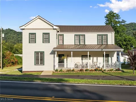 3302 Central Ave, Shadyside, OH 43947