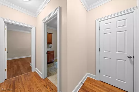 Entry Way - 4312 Cobblestone Dr, Copley, OH 44321 photo 5 of 12