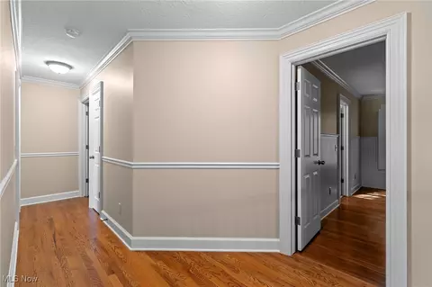 Entry Way - 4312 Cobblestone Dr, Copley, OH 44321 photo 7 of 12