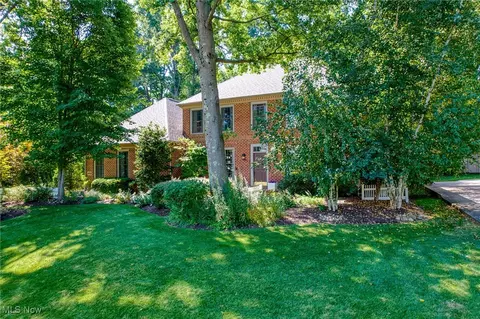 Exterior - 4312 Cobblestone Dr, Copley, OH 44321 photo 3 of 6