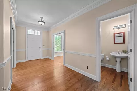 Entry Way - 4312 Cobblestone Dr, Copley, OH 44321 photo 1 of 12