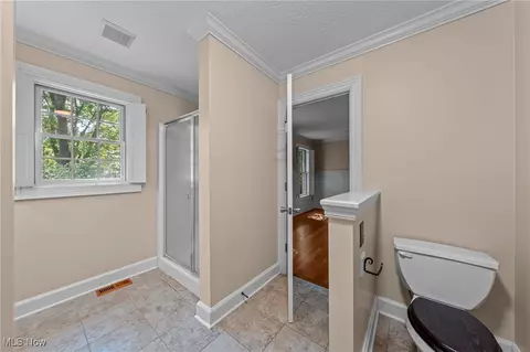 Bath - 4312 Cobblestone Dr, Copley, OH 44321 photo 3 of 8