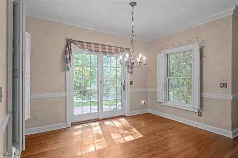 Dining - 4312 Cobblestone Dr, Copley, OH 44321 photo 2 of 2