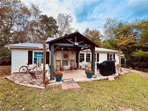 35415 Hanson Rd, Beverly, OH 45715
