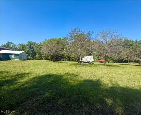 tbd Elk Ave, Saint Marys, WV 26170