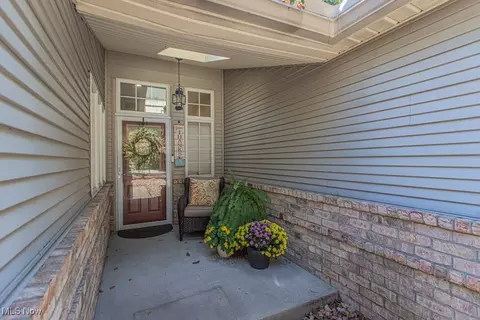 6743 Lockwood Blvd, Boardman, OH 44512 photo 2