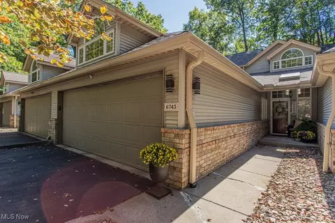 6743 Lockwood Blvd, Boardman, OH 44512