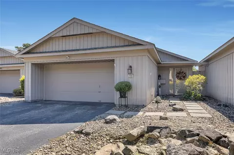 17281 Akita Ct #4506, Strongsville, OH 44136