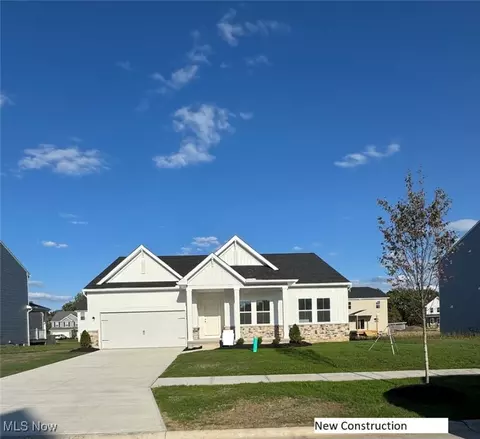 5945 Cape Hatteras Dr, Vermilion, OH 44089