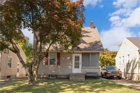 438 Hayes Ave, Mcdonald, OH 44437