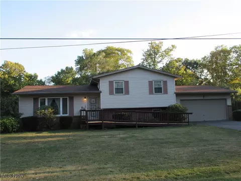 631 W 8th St, Salem, OH 44460