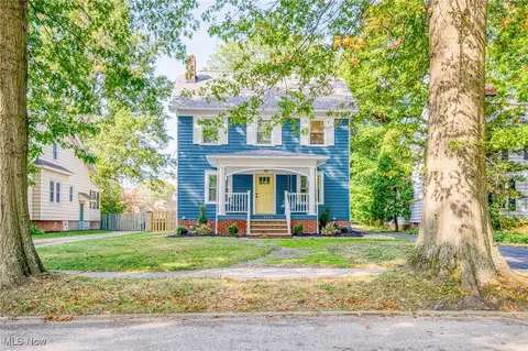 5163 Lynd Ave, Lyndhurst, OH 44124