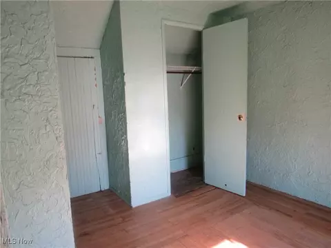 Bedroom - 116 Oak St, Elyria, OH 44035 photo 8 of 8