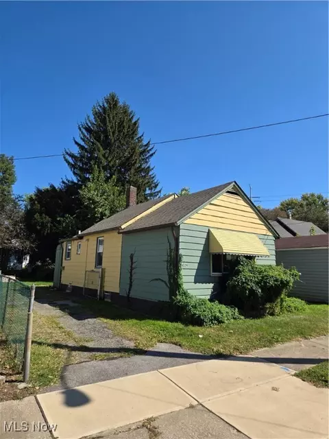4339 E 72nd St, Cleveland, OH 44105