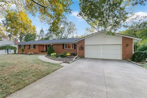 1468 Christmas Run Blvd, Wooster, OH 44691