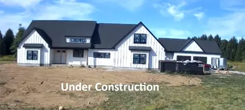 11375 Fox Run Ln, Canfield, OH 44406