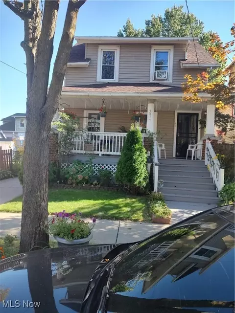 3817 Carlyle Ave, Cleveland, OH 44109