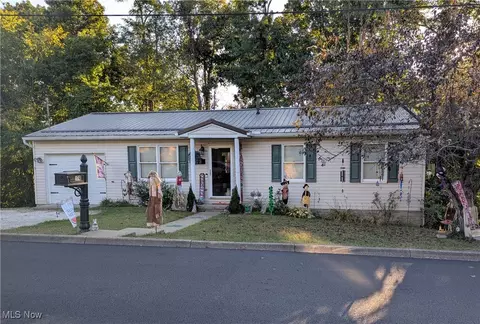 174 Pine Ln, Barnesville, OH 43713