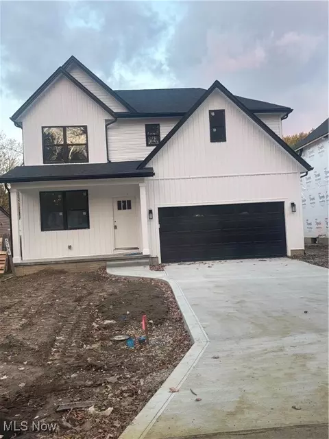 5596 Grove Ave, Mentor, OH 44060