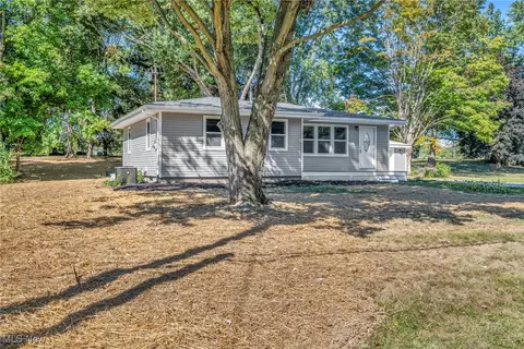 1474 Centerview Dr, Copley, OH 44321 photo 3