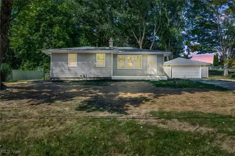 1474 Centerview Dr, Copley, OH 44321 photo 2