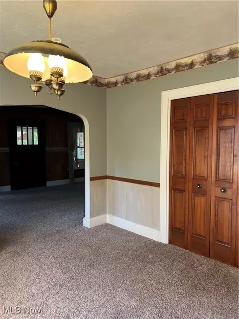 Dining - 1028 Lyndon Ave, Ashtabula, OH 44004 photo 1 of 2
