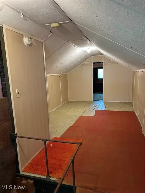 Entry Way - 1028 Lyndon Ave, Ashtabula, OH 44004 photo 4 of 4