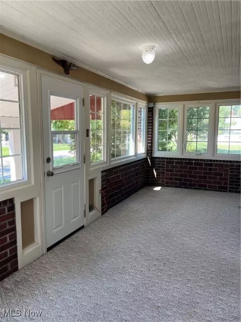 Exterior - 1028 Lyndon Ave, Ashtabula, OH 44004 photo 3 of 13