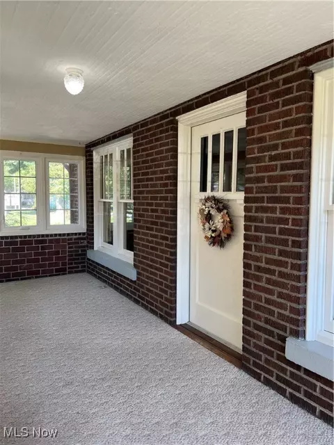 Exterior - 1028 Lyndon Ave, Ashtabula, OH 44004 photo 4 of 13