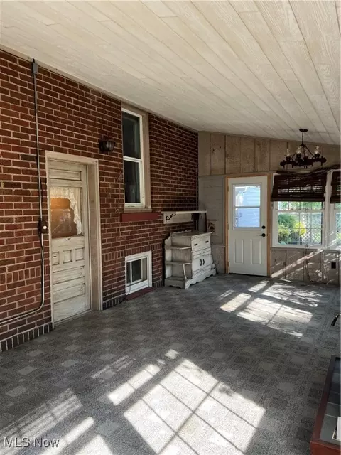 Exterior - 1028 Lyndon Ave, Ashtabula, OH 44004 photo 5 of 13