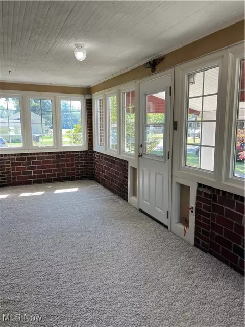 Exterior - 1028 Lyndon Ave, Ashtabula, OH 44004 photo 2 of 13