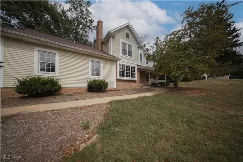 8839 Candleberry St NW, Massillon, OH 44646