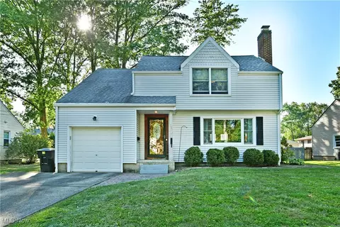 591 Belvedere Ave NE, Warren, OH 44483