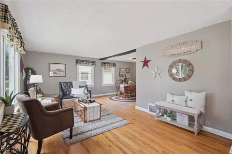 3044 Blair Ave, Ashtabula, OH 44004 photo 9