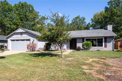 9829 Plum Brook Ln, Strongsville, OH 44149