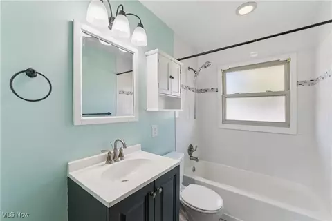 411 Metcalf Rd, Elyria, OH 44035 photo 14