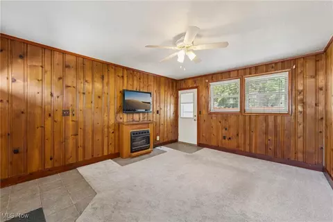 411 Metcalf Rd, Elyria, OH 44035 photo 8