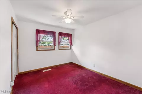 411 Metcalf Rd, Elyria, OH 44035 photo 9