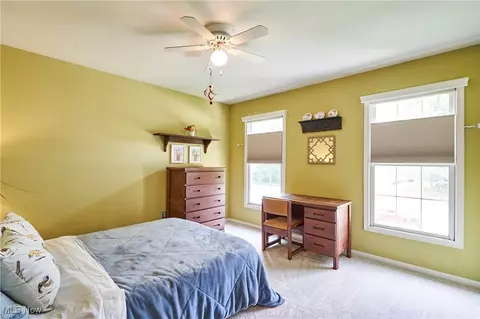Bedroom - 3127 Deercrest Path, Stow, OH 44224 photo 2 of 4