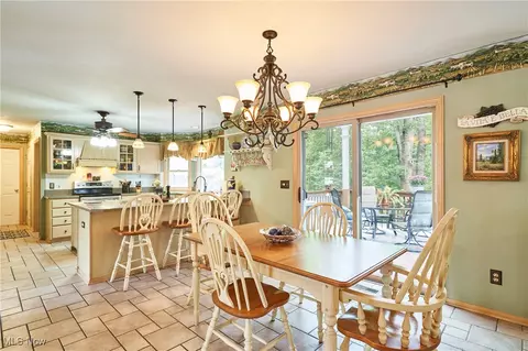 Dining - 3127 Deercrest Path, Stow, OH 44224 photo 2 of 2
