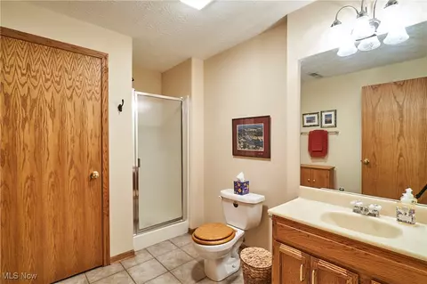 Bath - 3127 Deercrest Path, Stow, OH 44224 photo 5 of 5