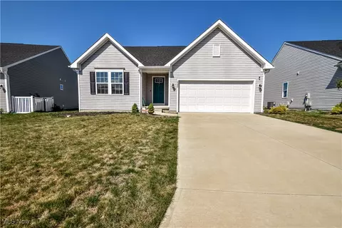 2088 Canterbury Dr, Willoughby, OH 44094