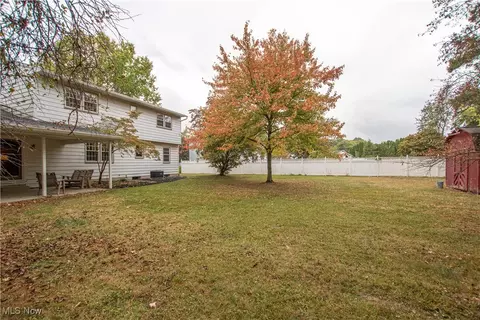 105 Windbrook Ct, Elyria, OH 44035 photo 45