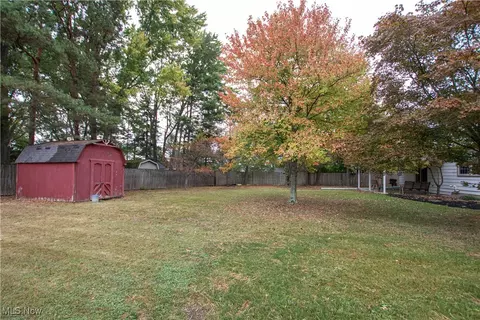 105 Windbrook Ct, Elyria, OH 44035 photo 49