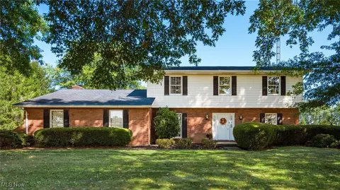 4321 Creamery Rd, Nashport, OH 43830